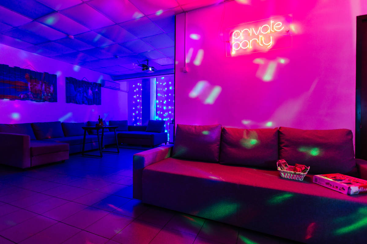 Lounge - Loft Friends Пролетарская 114а