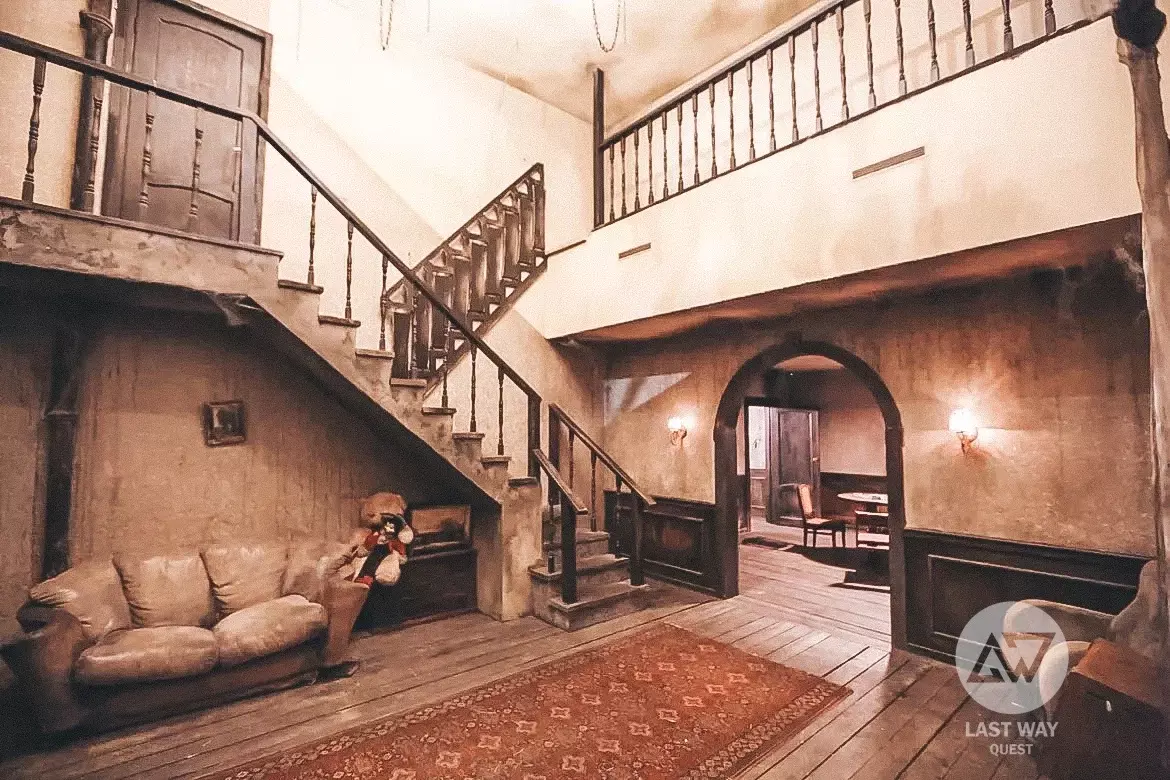 You can play - American horror house #2