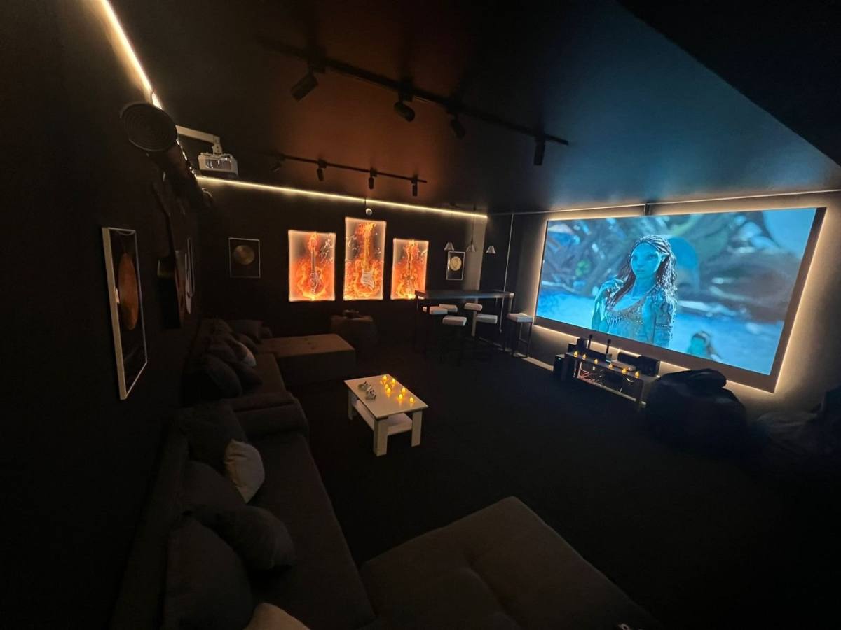 BlissCinema - Космос